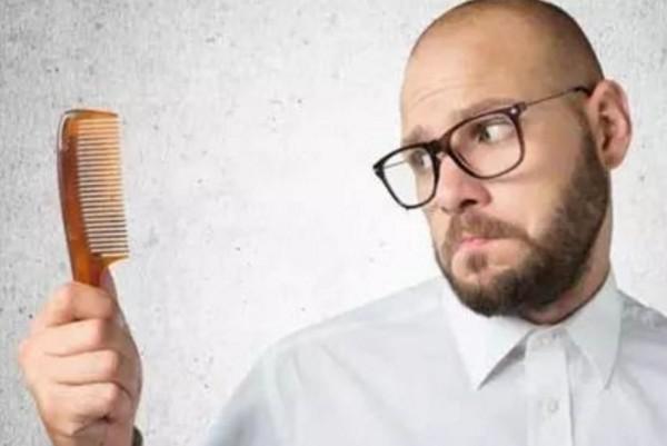 治疗男性脱发应该注意哪些问题呢？